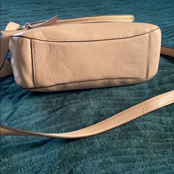 Kate spade crossbody kind of a mauve color - Picture 2 of 5